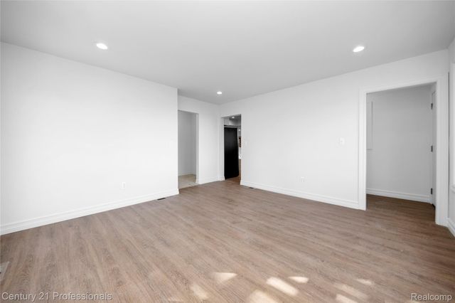 7359 Saint Clair Hwy Highway, East China Township, MI 48054