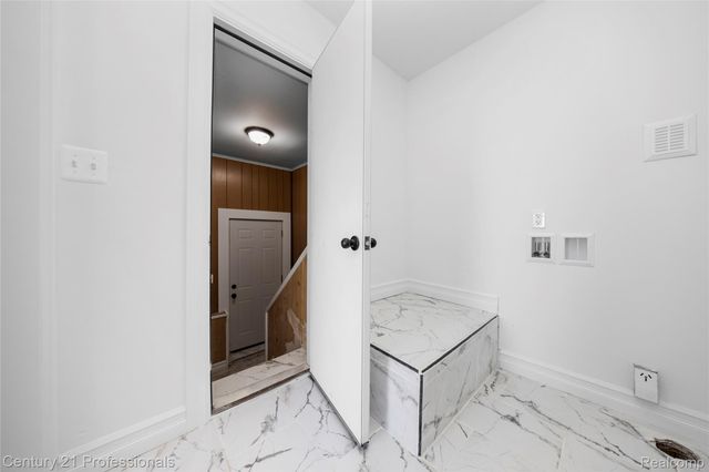7359 Saint Clair Hwy Highway, East China Township, MI 48054