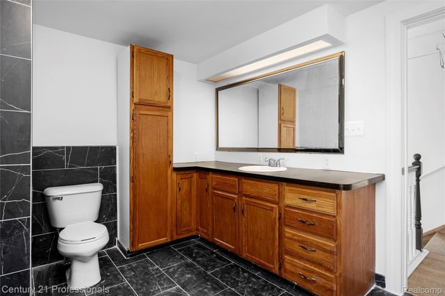 7359 Saint Clair Hwy Highway, East China Township, MI 48054