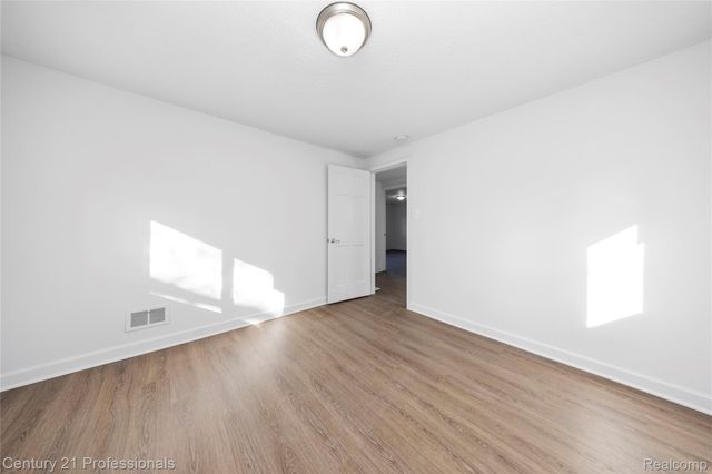 7359 Saint Clair Hwy Highway, East China Township, MI 48054