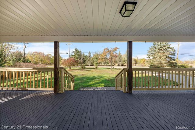 7359 Saint Clair Hwy Highway, East China Township, MI 48054