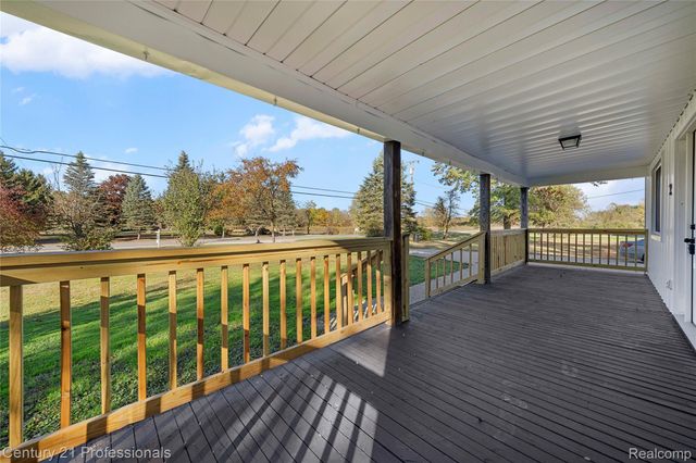 7359 Saint Clair Hwy Highway, East China Township, MI 48054
