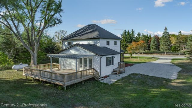 7359 Saint Clair Hwy Highway, East China Township, MI 48054