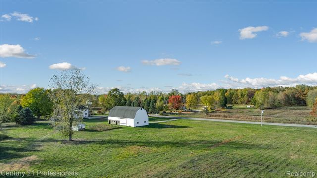 7359 Saint Clair Hwy Highway, East China Township, MI 48054