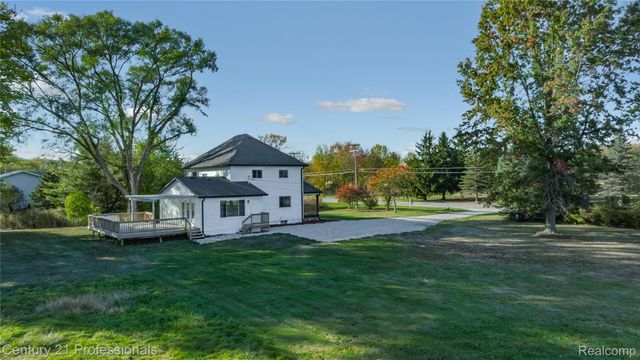 7359 Saint Clair Hwy Highway, East China Township, MI 48054