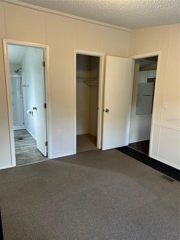 212 ASHLEY STREET, Hawthorne, FL 32640