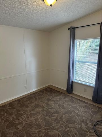 212 ASHLEY STREET, Hawthorne, FL 32640