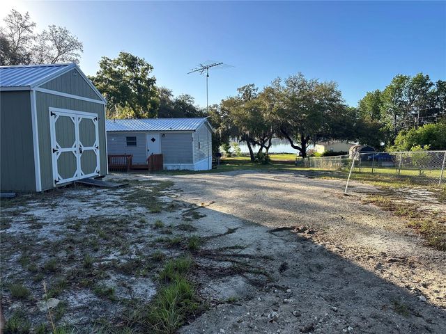 212 ASHLEY STREET, Hawthorne, FL 32640