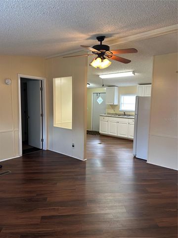 212 ASHLEY STREET, Hawthorne, FL 32640
