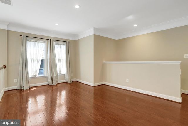 5688 TOWER HILL CIR, Alexandria, VA 22315