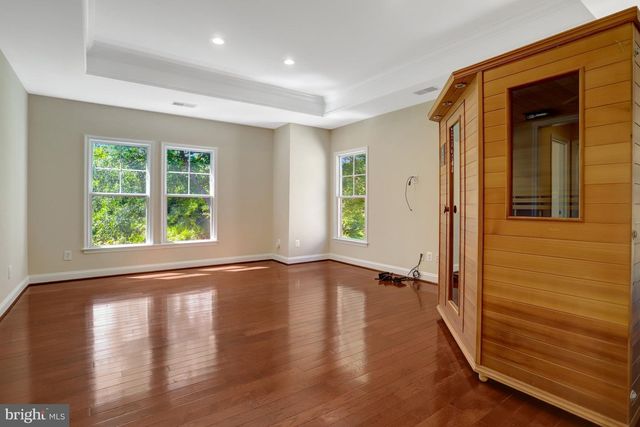 5688 TOWER HILL CIR, Alexandria, VA 22315