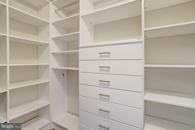 5688 TOWER HILL CIR, Alexandria, VA 22315