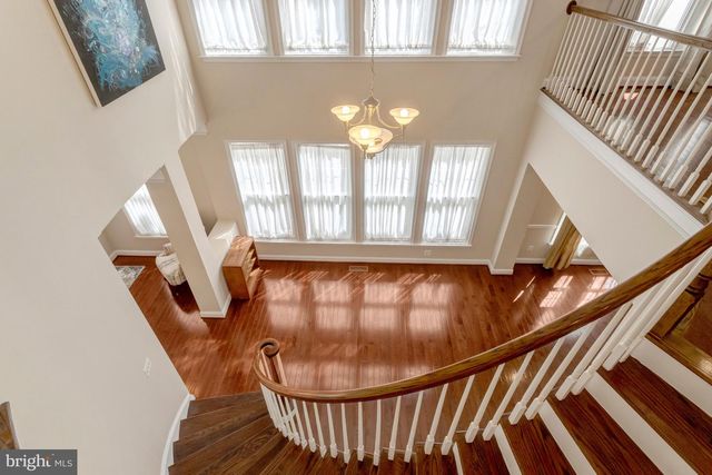 5688 TOWER HILL CIR, Alexandria, VA 22315