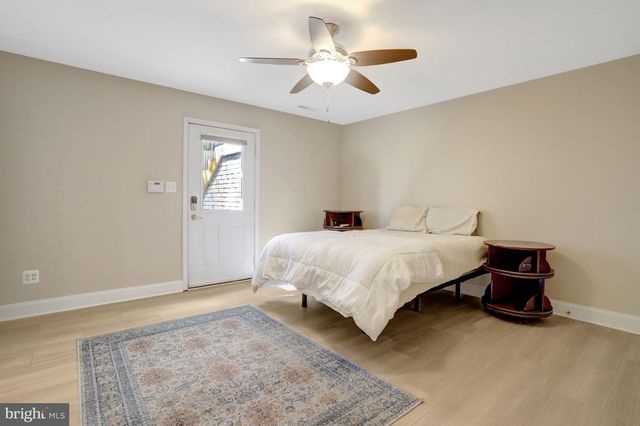 5688 TOWER HILL CIR, Alexandria, VA 22315