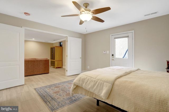 5688 TOWER HILL CIR, Alexandria, VA 22315