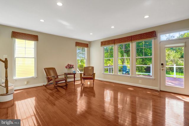 5688 TOWER HILL CIR, Alexandria, VA 22315