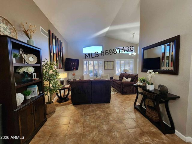 15548 W CATALINA Drive, Goodyear, AZ 85395