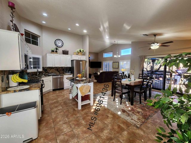 15548 W CATALINA Drive, Goodyear, AZ 85395