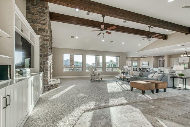 14209 Academy Oaks Ln, Clovis, CA 93619