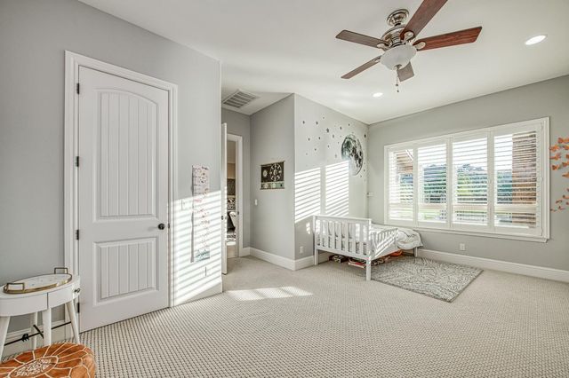 14209 Academy Oaks Ln, Clovis, CA 93619