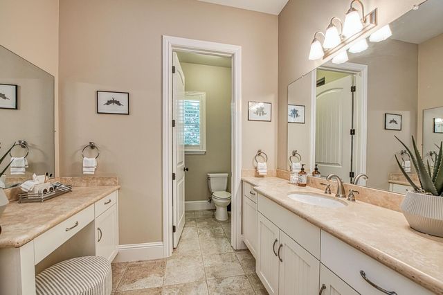 14209 Academy Oaks Ln, Clovis, CA 93619
