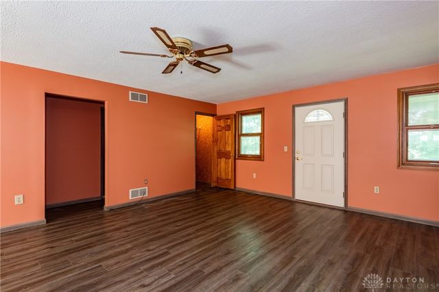 1319 Perry Road, Cable, OH 43009