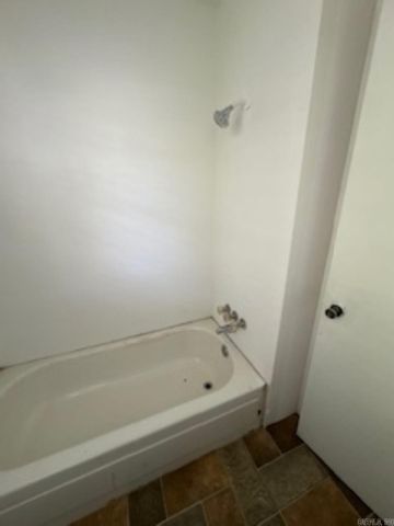 527 Carver Ave, Camden, AR 71701