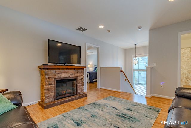 138 Bradford Walk 138, New Britain, CT 06053