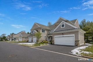 138 Bradford Walk 138, New Britain, CT 06053