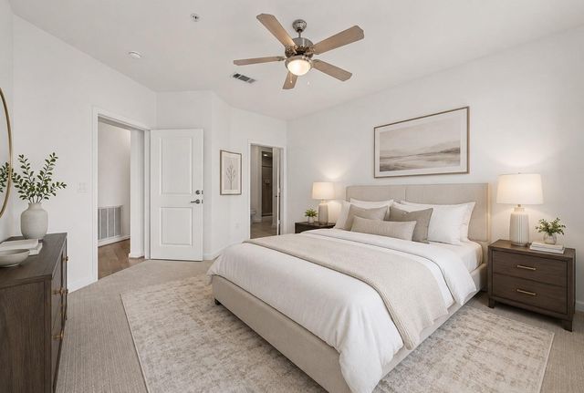 505 Jackson Hill Street 404, Houston, TX 77007