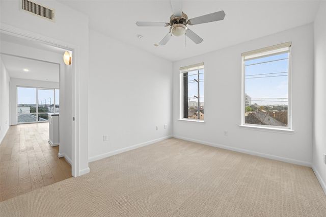 505 Jackson Hill Street 404, Houston, TX 77007