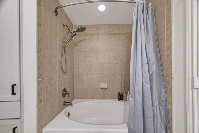 505 Jackson Hill Street 404, Houston, TX 77007