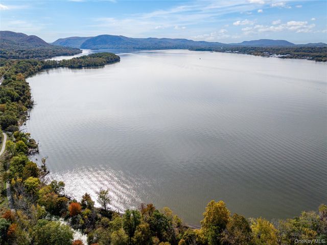 10 Beekman Street 2, Beacon, NY 12508