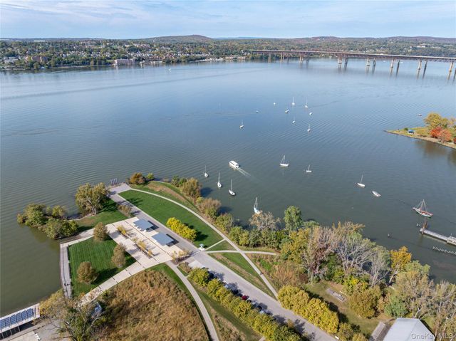 10 Beekman Street 2, Beacon, NY 12508