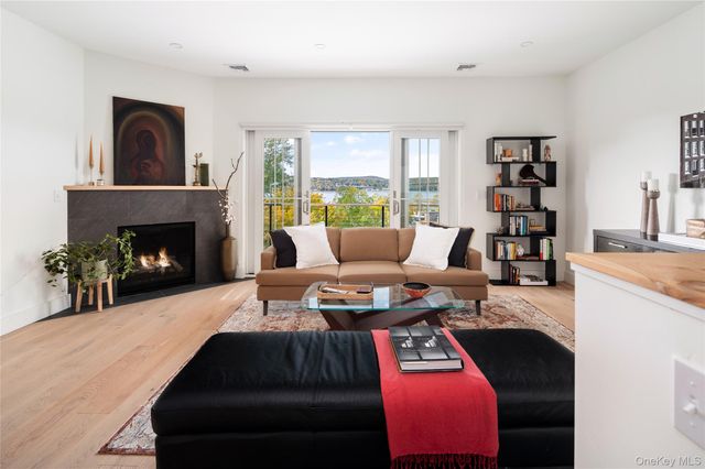 10 Beekman Street 2, Beacon, NY 12508