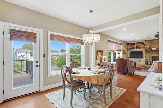 4012 CURT DR, Columbia, MO 65203