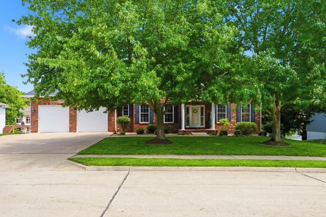 4012 CURT DR, Columbia, MO 65203