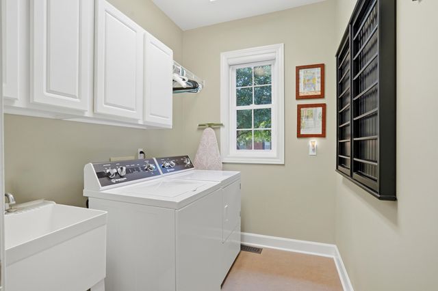 4012 CURT DR, Columbia, MO 65203