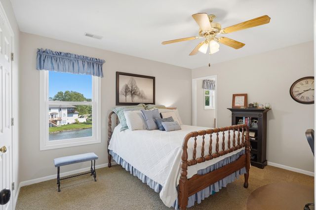4012 CURT DR, Columbia, MO 65203