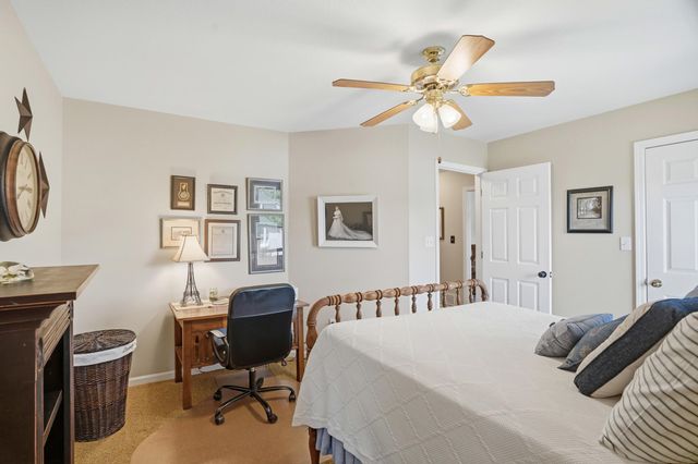 4012 CURT DR, Columbia, MO 65203