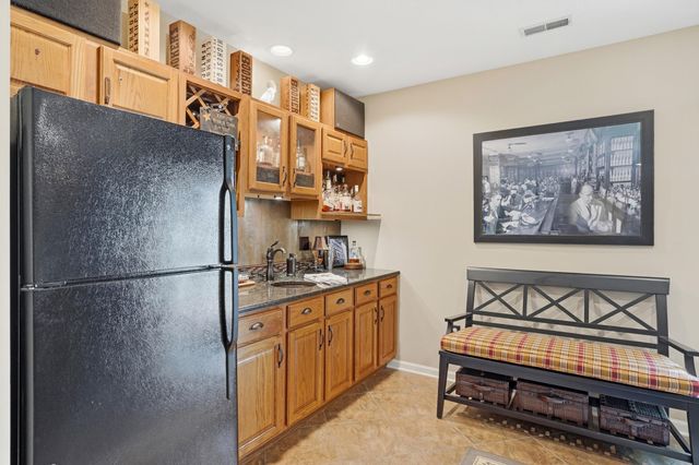 4012 CURT DR, Columbia, MO 65203