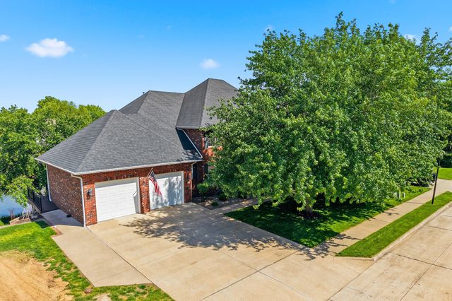 4012 CURT DR, Columbia, MO 65203