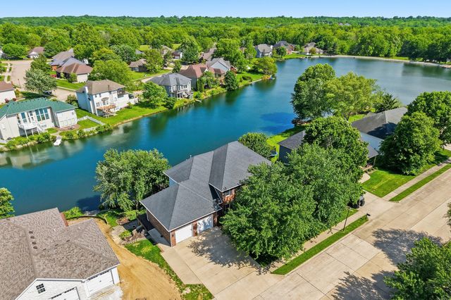 4012 CURT DR, Columbia, MO 65203