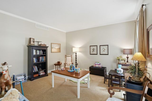 4012 CURT DR, Columbia, MO 65203