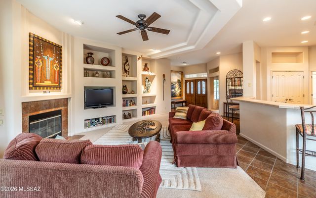 13674 N Nightstar Court, Marana, AZ 85658