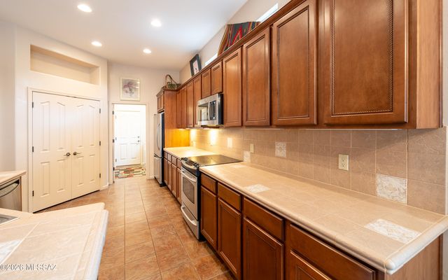 13674 N Nightstar Court, Marana, AZ 85658