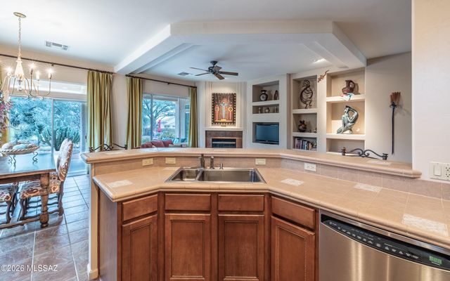 13674 N Nightstar Court, Marana, AZ 85658