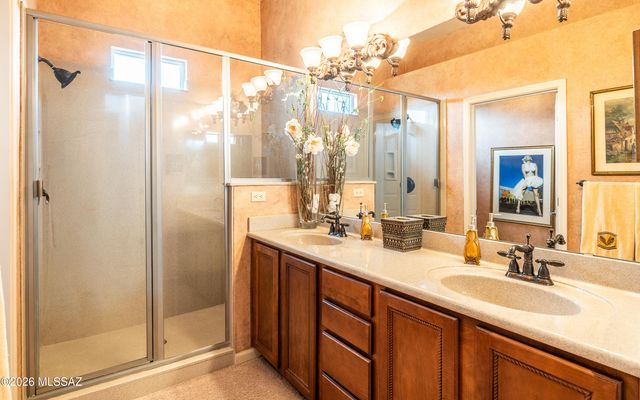 13674 N Nightstar Court, Marana, AZ 85658