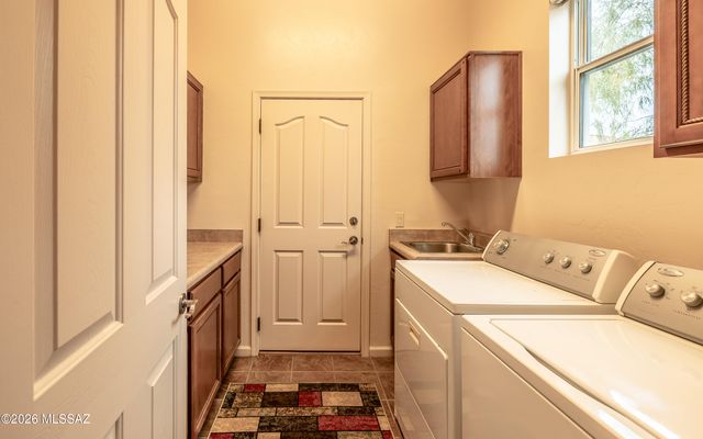 13674 N Nightstar Court, Marana, AZ 85658