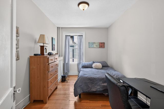 757 Laurel Avenue, Saint Paul, MN 55104